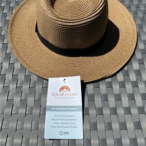 NWOT solar escape fedora beach hat